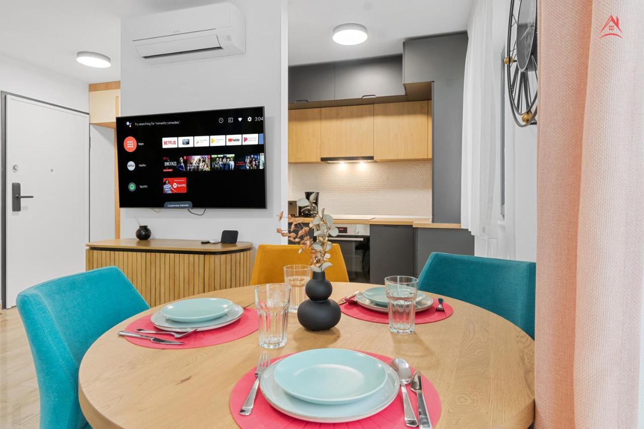 Apartament Opera Residence - Cismigiu, Eroilor, Free Private Parking Bucharest Luaran gambar