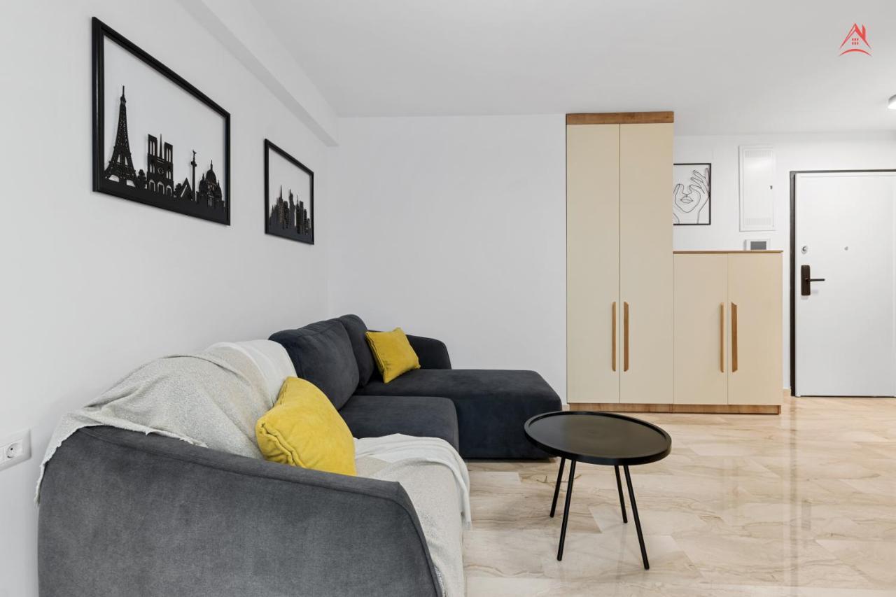 Apartament Opera Residence - Cismigiu, Eroilor, Free Private Parking Bucharest Luaran gambar