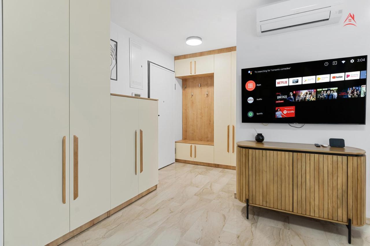 Apartament Opera Residence - Cismigiu, Eroilor, Free Private Parking Bucharest Luaran gambar