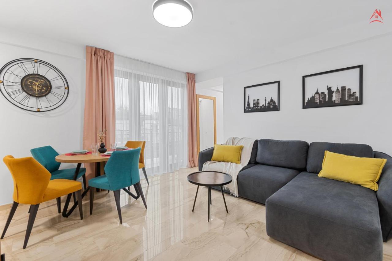 Apartament Opera Residence - Cismigiu, Eroilor, Free Private Parking Bucharest Luaran gambar